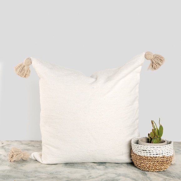 Moroccan Beige Pom pillow - Pokoloko - Picture 1 of 2